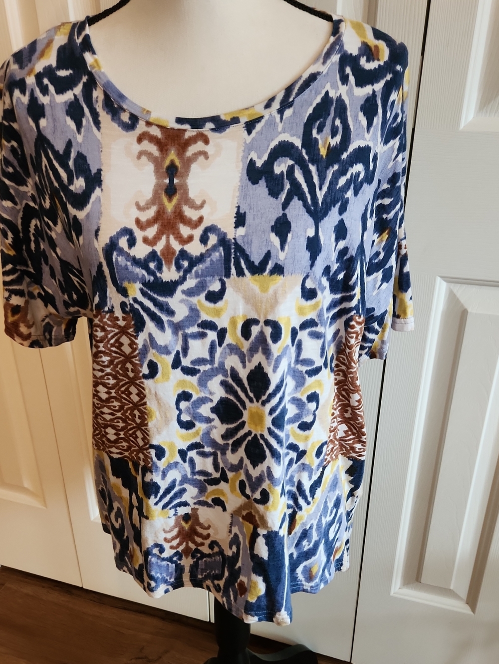 Cupio Multicolor Short-Sleeve Patchwork Print Top